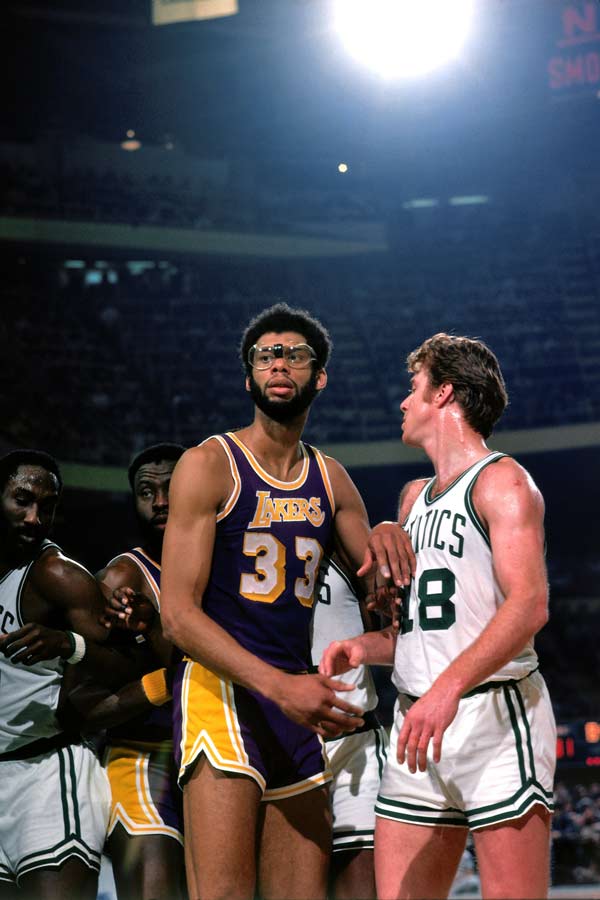 结果以低于 结果以低于